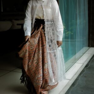 Samaya Agha Sheer Outer