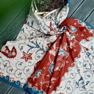 Wahyu Tumurun Sarong Hand-drawn Batik