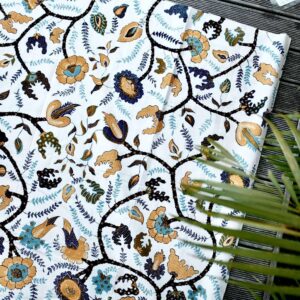 Batik tulis Cirebon motif Lung lungan Bunga