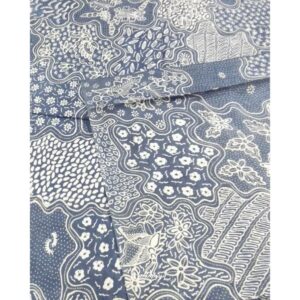 Hand-drawn Batik with Sekar Jagad motif
