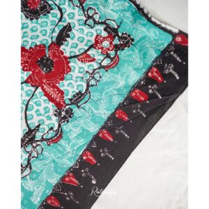 Hand-drawn Batik with Lung-lungan motif